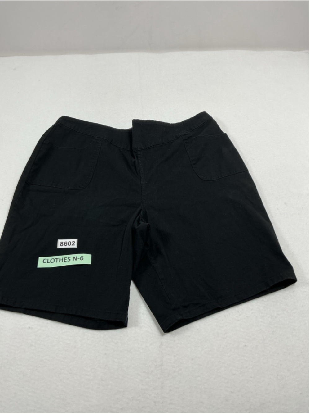 Woman’s Excellent Condition D & Co Bermuda Shorts Black Pullon 2X